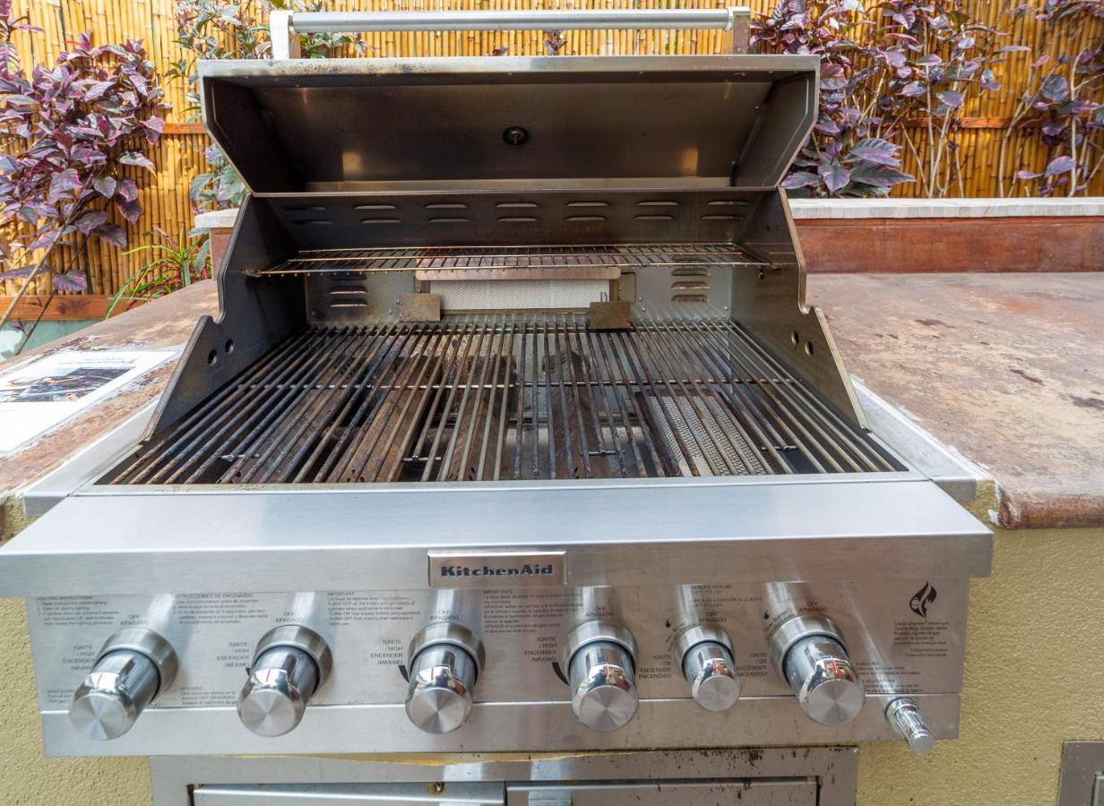 Studio With Mini Kitchen, Pool And Bbq, Pre-Renovation Summer Sale 基黑 外观 照片